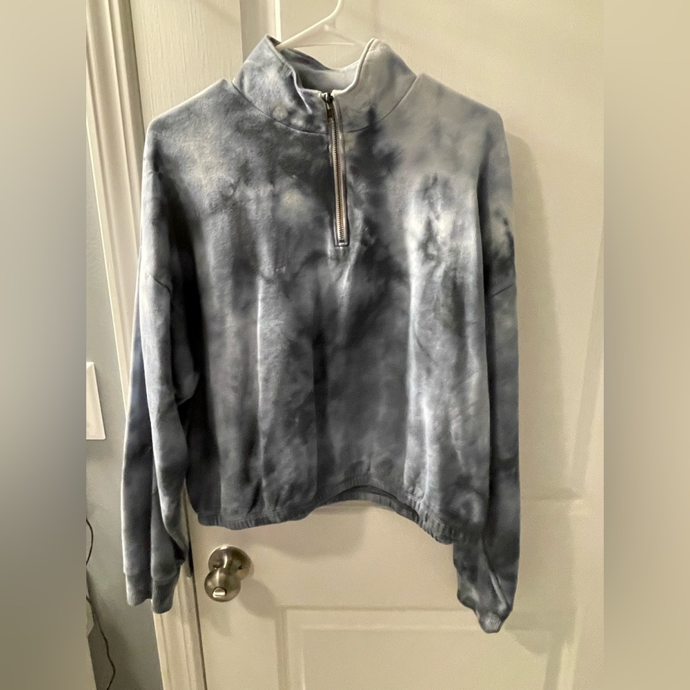 American Eagle Cropped Quarter Zip